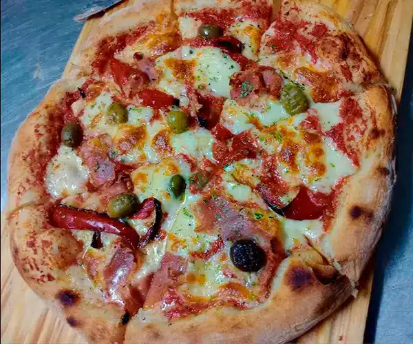 Pizza italiana especial masa